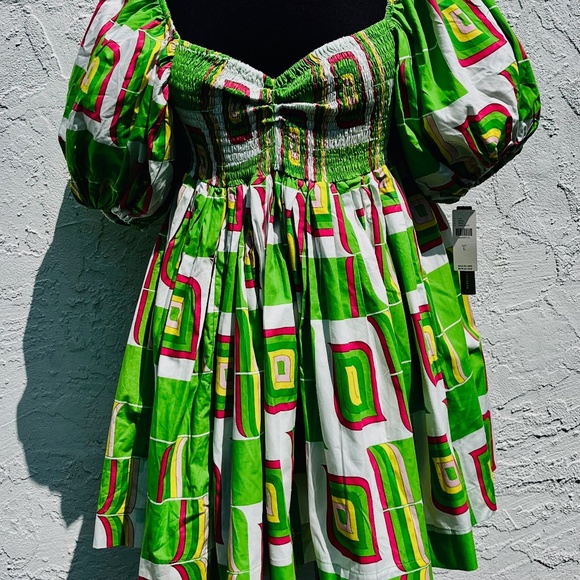 S/W/F mini dress w/puff sleeves NWT "chartreuse" Women's L  Sexy SWF - Picture 1 of 10